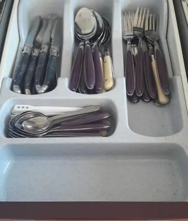 Climatisee Piscine 3 A 800m Антиб