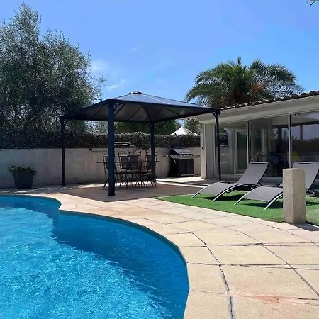 Climatisee Piscine 3 A 800m * Антиб