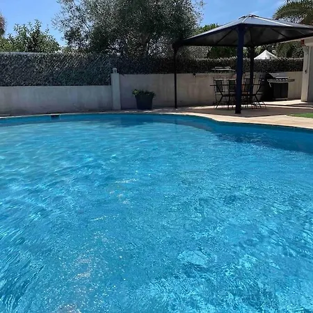 Holiday home Climatisee Piscine 3 A 800m Antibes
