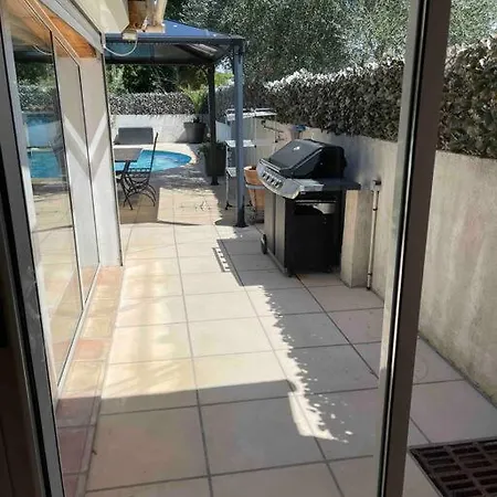 بيت للعطل Climatisee Piscine 3 A 800m