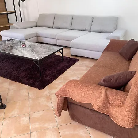 Holiday home Climatisee Piscine 3 A 800m *