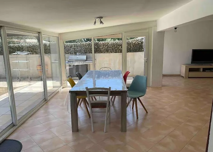 Climatisee Piscine 3 A 800m Antibes