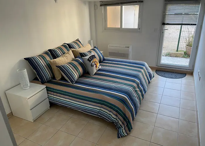 Climatisee Piscine 3 A 800m Holiday home Antibes